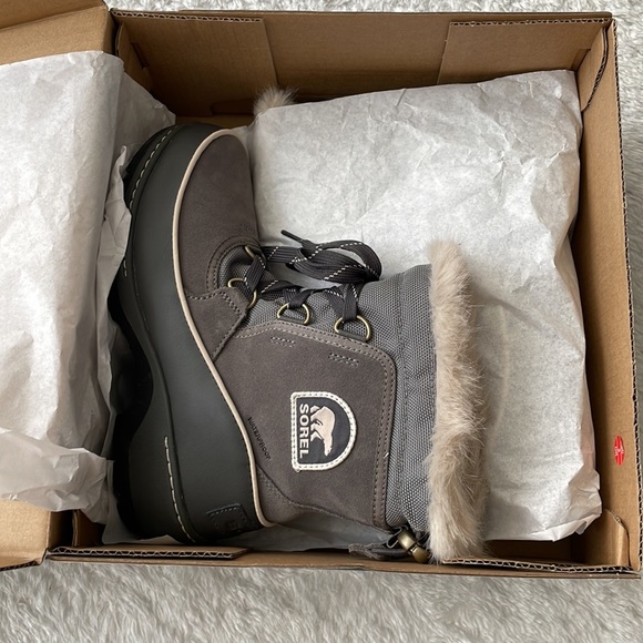 Sorel TIVOLI™ III winter boot Size: 6.5, Quarry and Cloud Grey - Picture 8 of 12